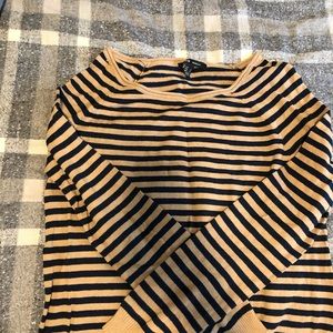 Women’s longsleeve shirt